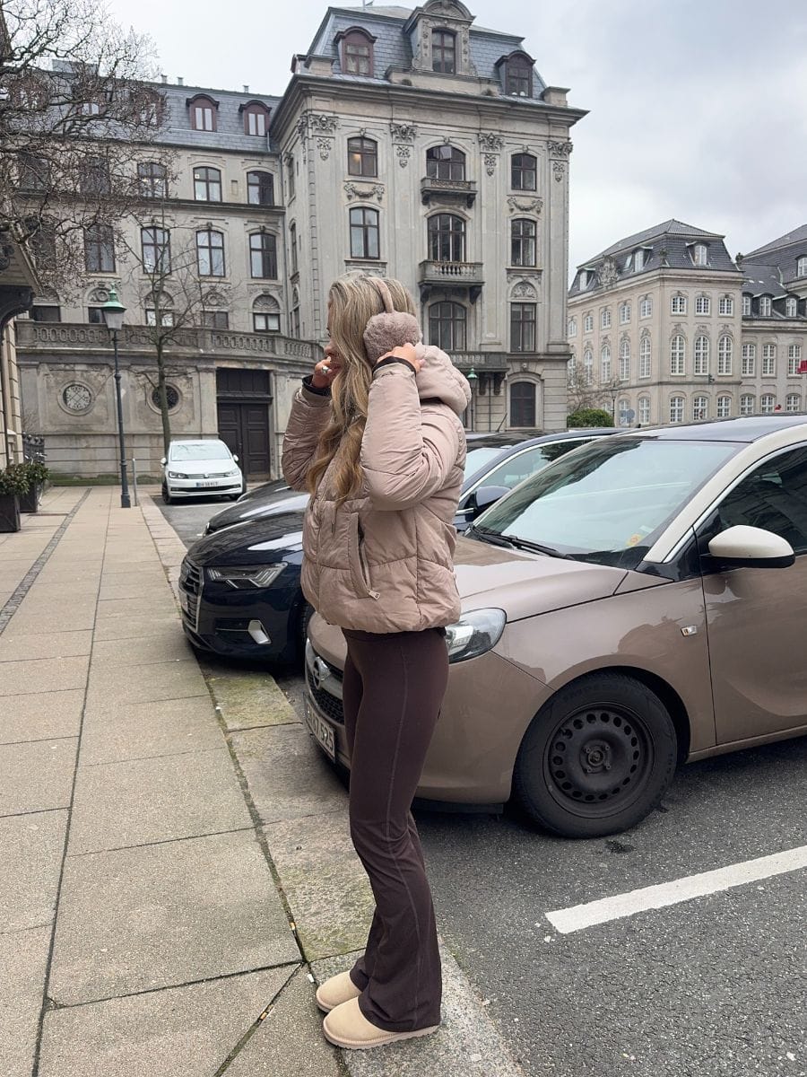 Aijo Puffer Jacket Beige