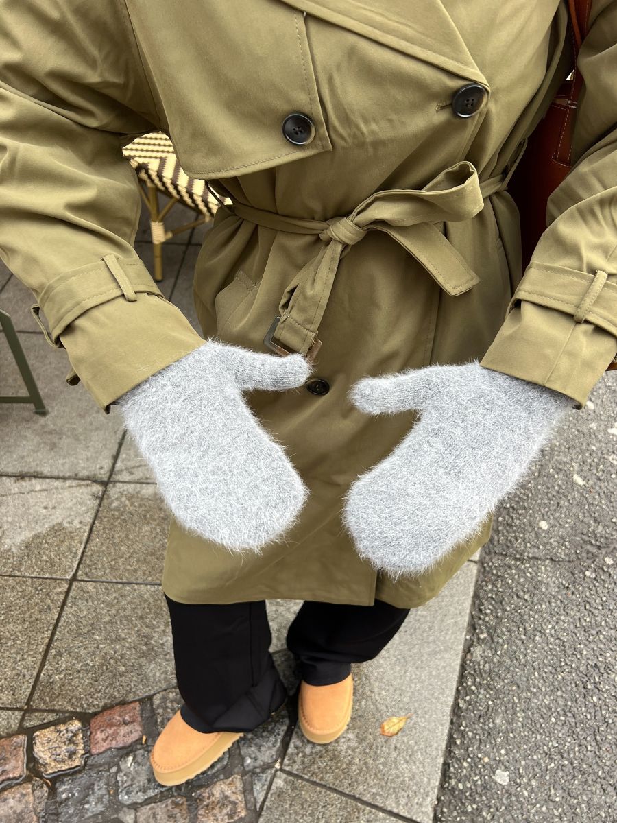 Flora mittens - Light gray