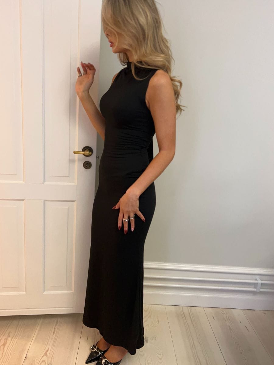 Hannah Maxi Dress Black