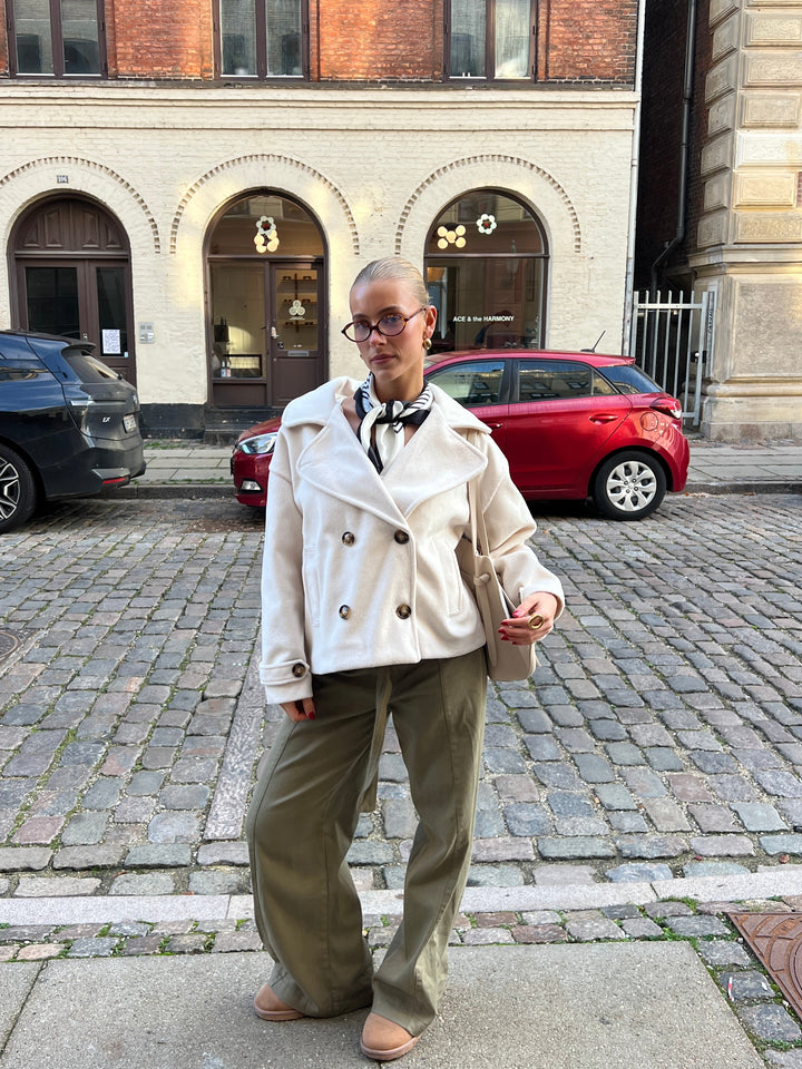 Kelly short coat - White