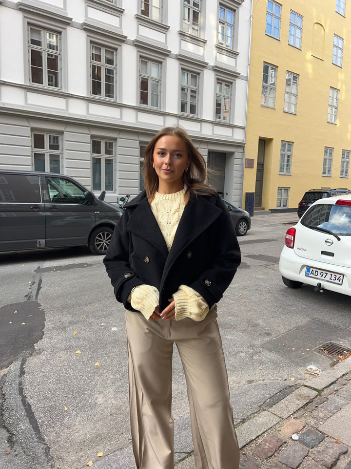 Kelly short coat - Black