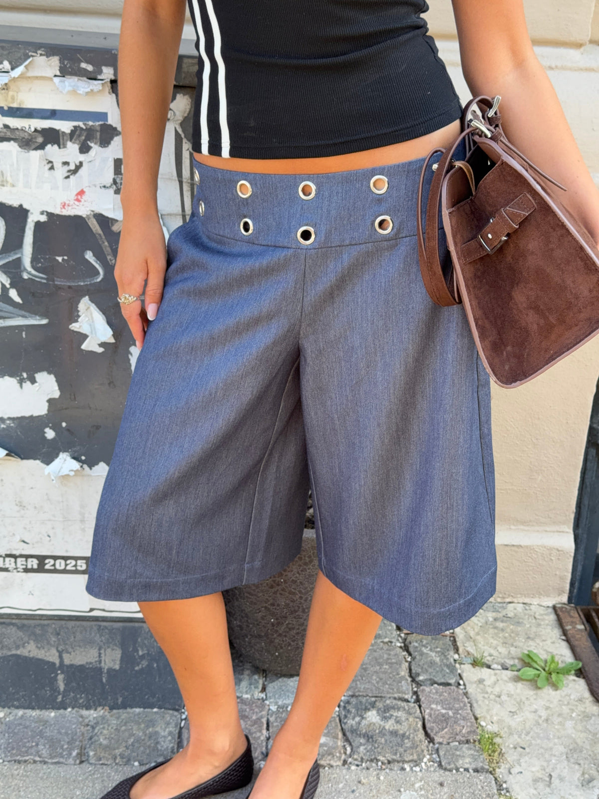 Lara Eyelet Shorts Blue