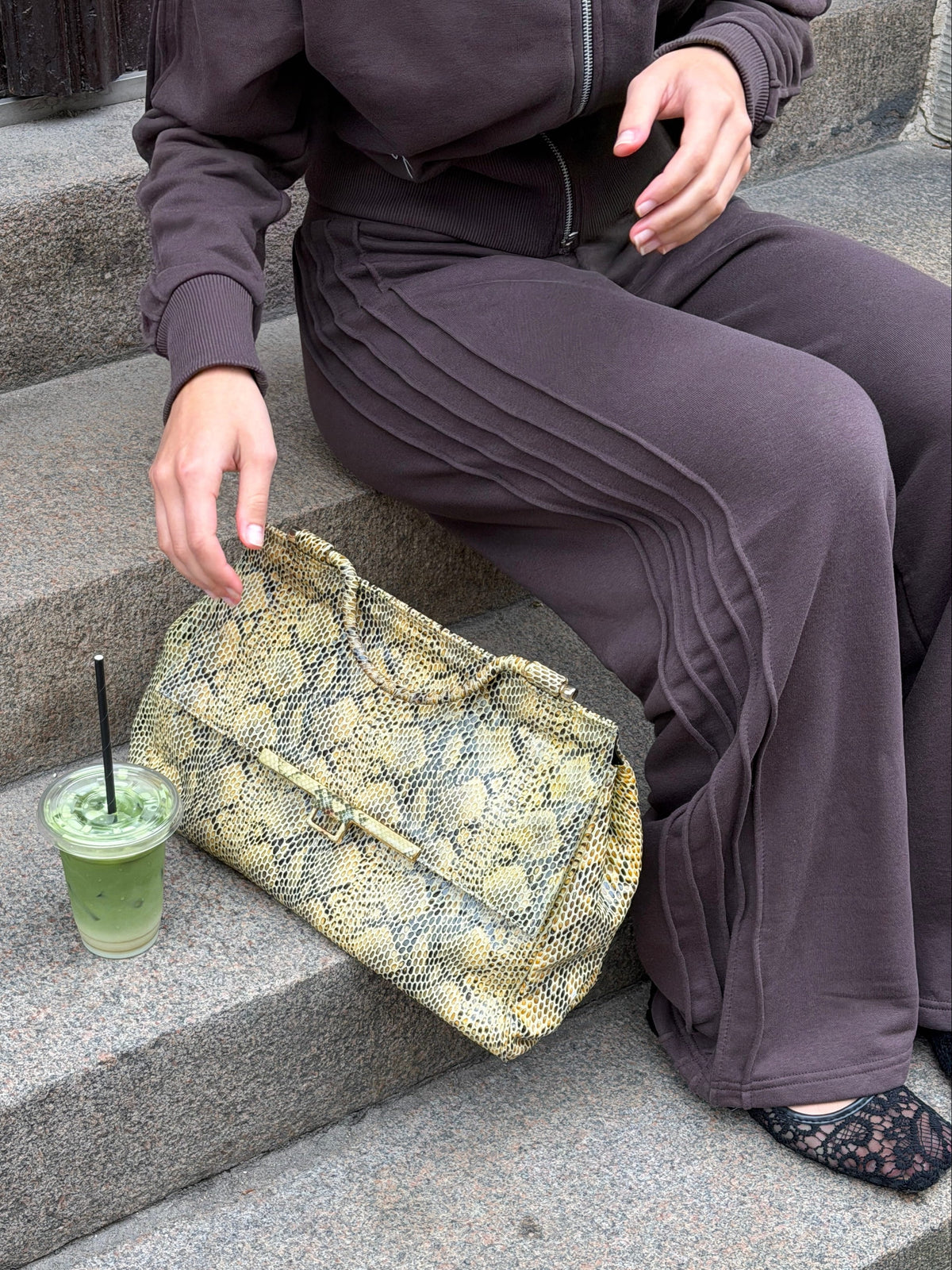 Kenya Sweatpants Brown