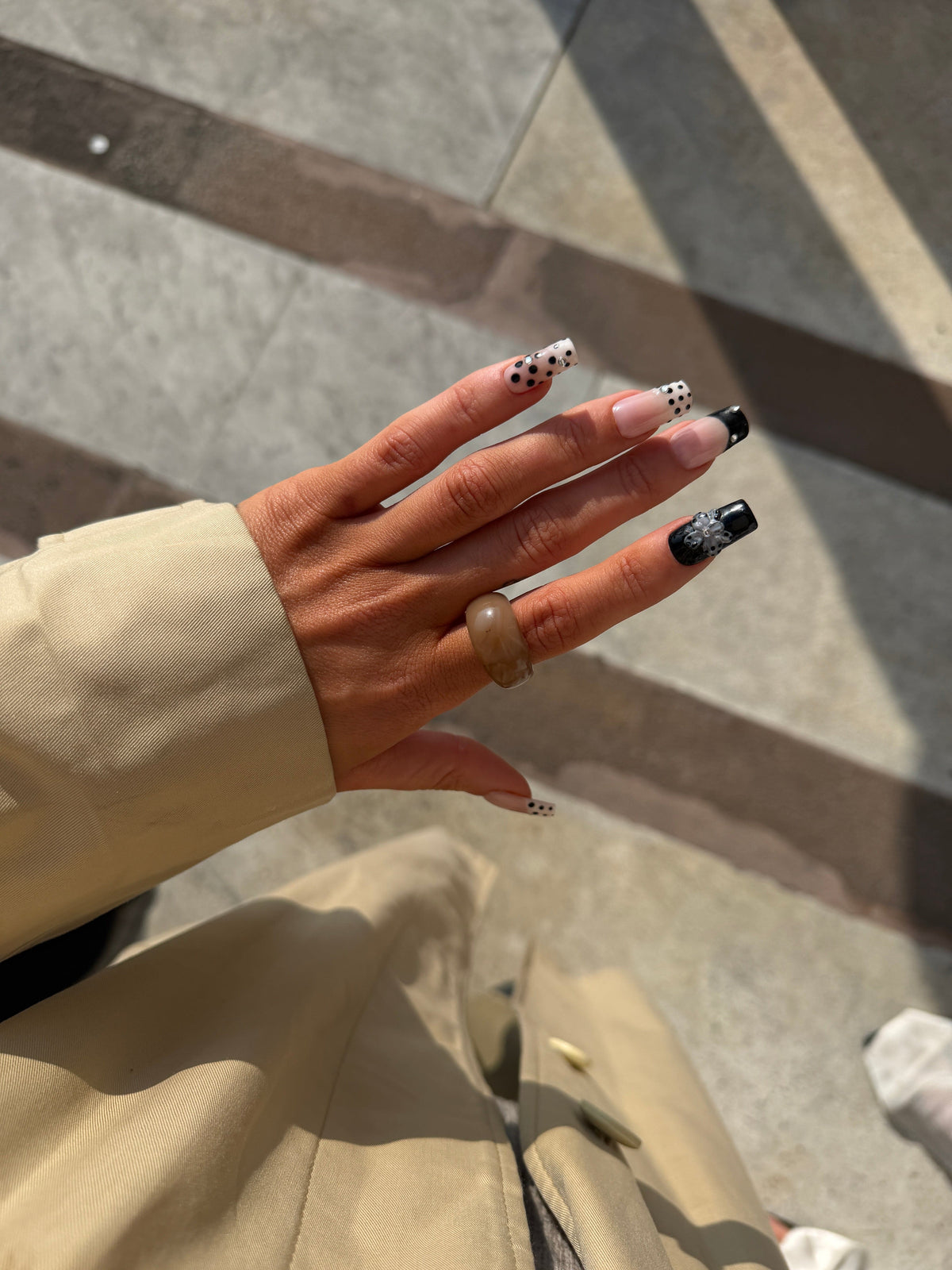 Aila Acrylic Ring Beige