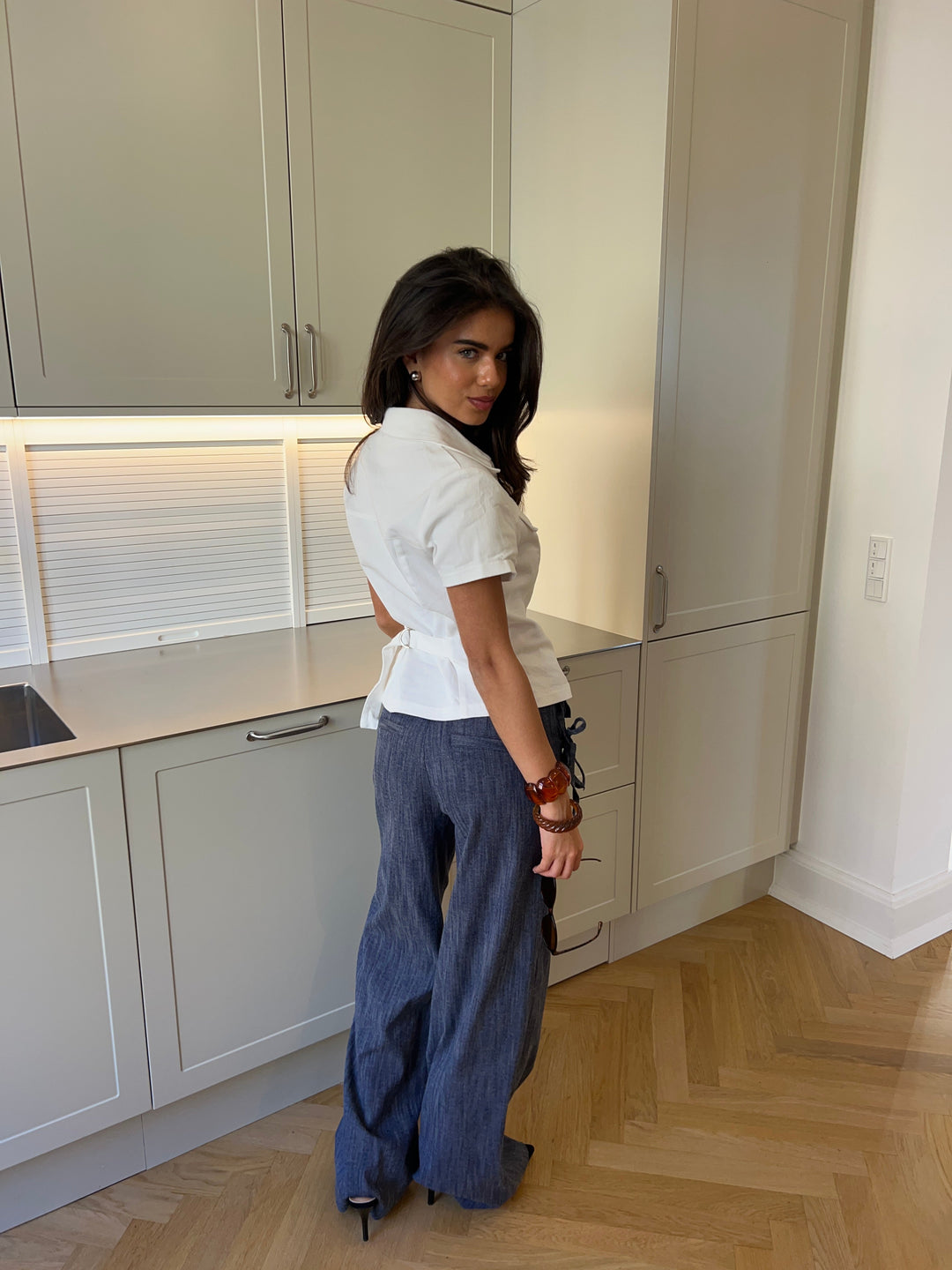 Elara fitted top - White