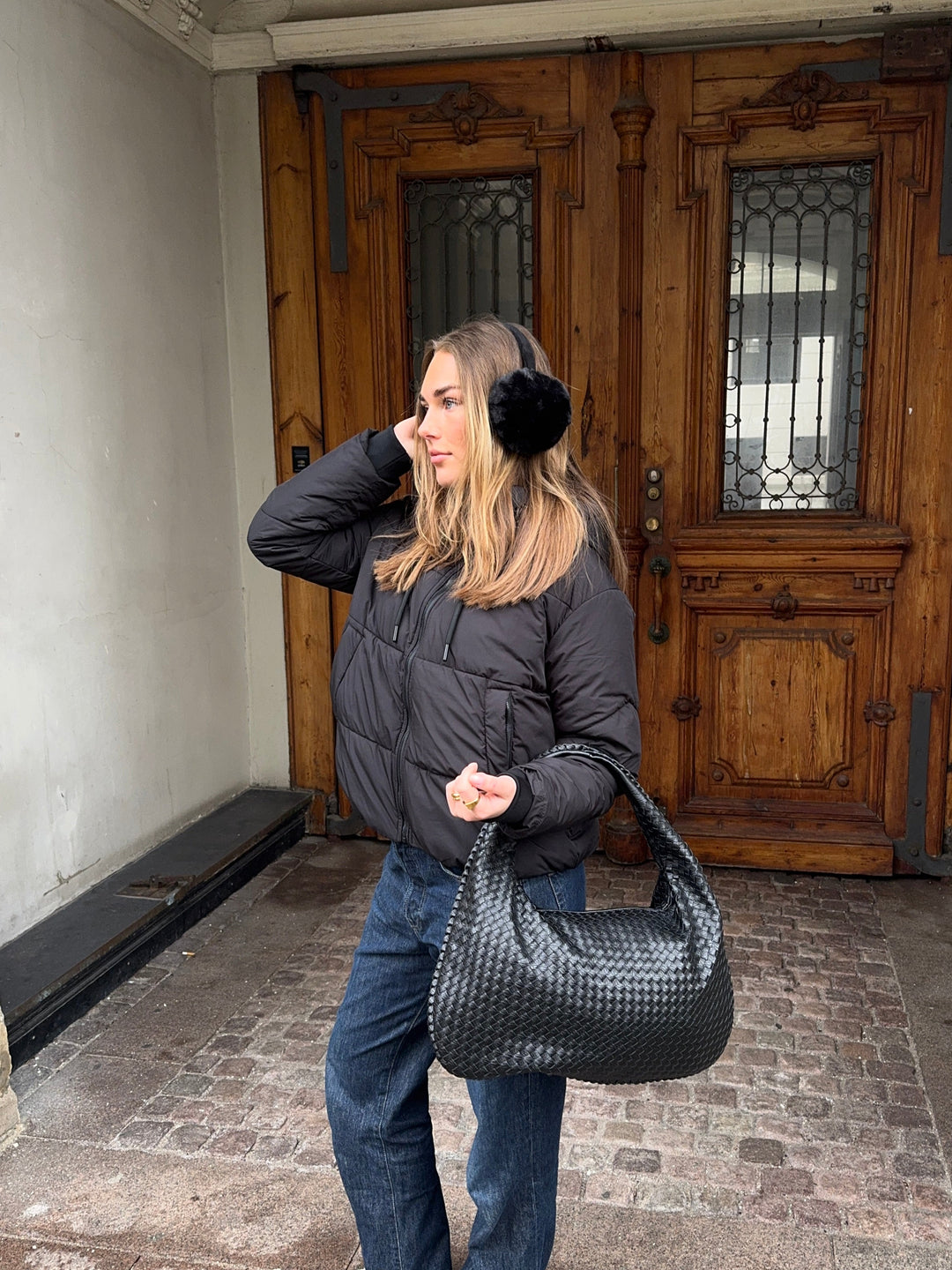 Aijo Puffer Jacket - Black