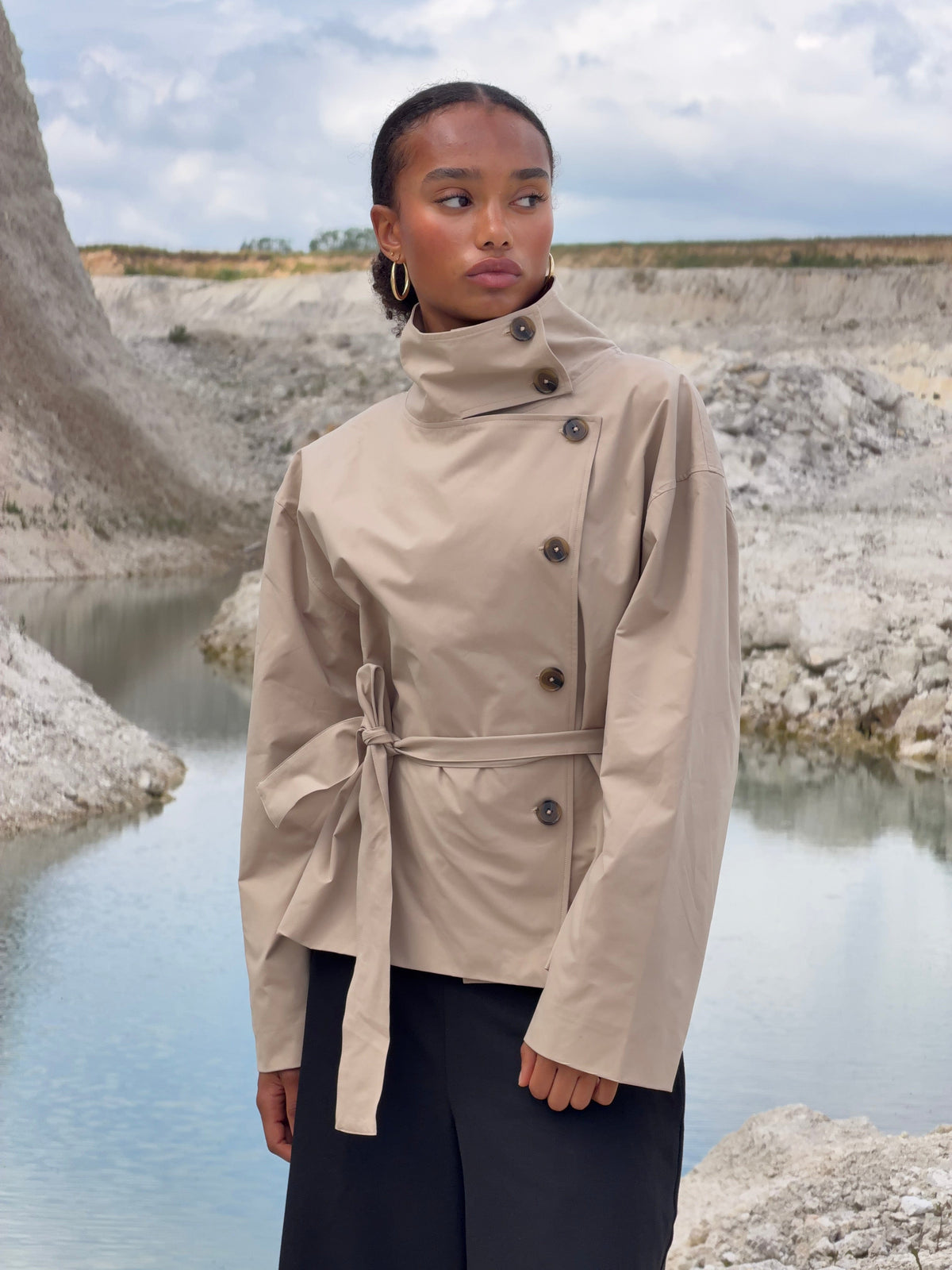 Alessia Funnel Neck Jacket Beige