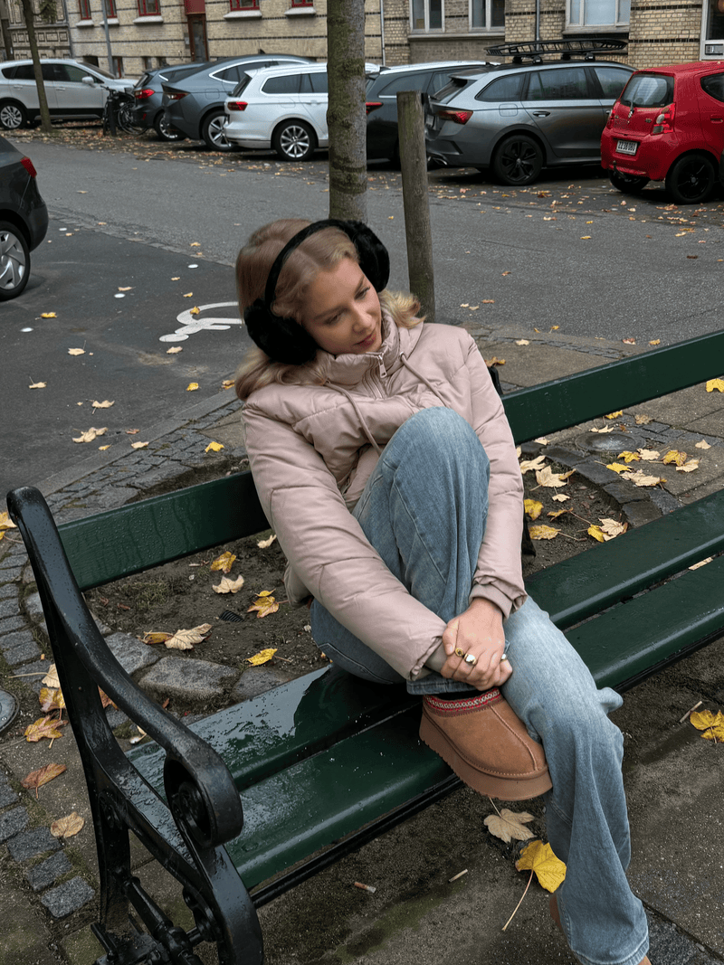 Sia plush ear warmers - Black