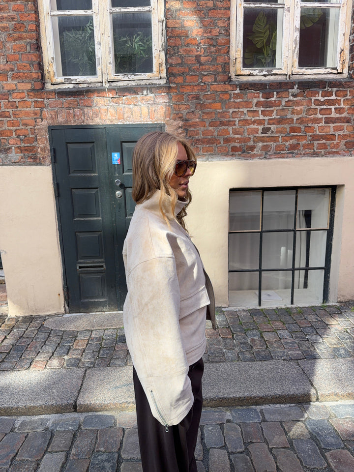 Leah high neck suede jacket - Beige