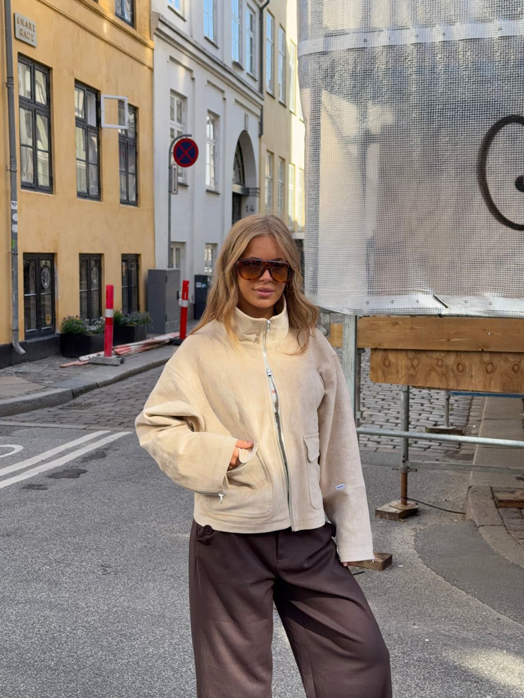 Leah high neck suede jacket - Beige