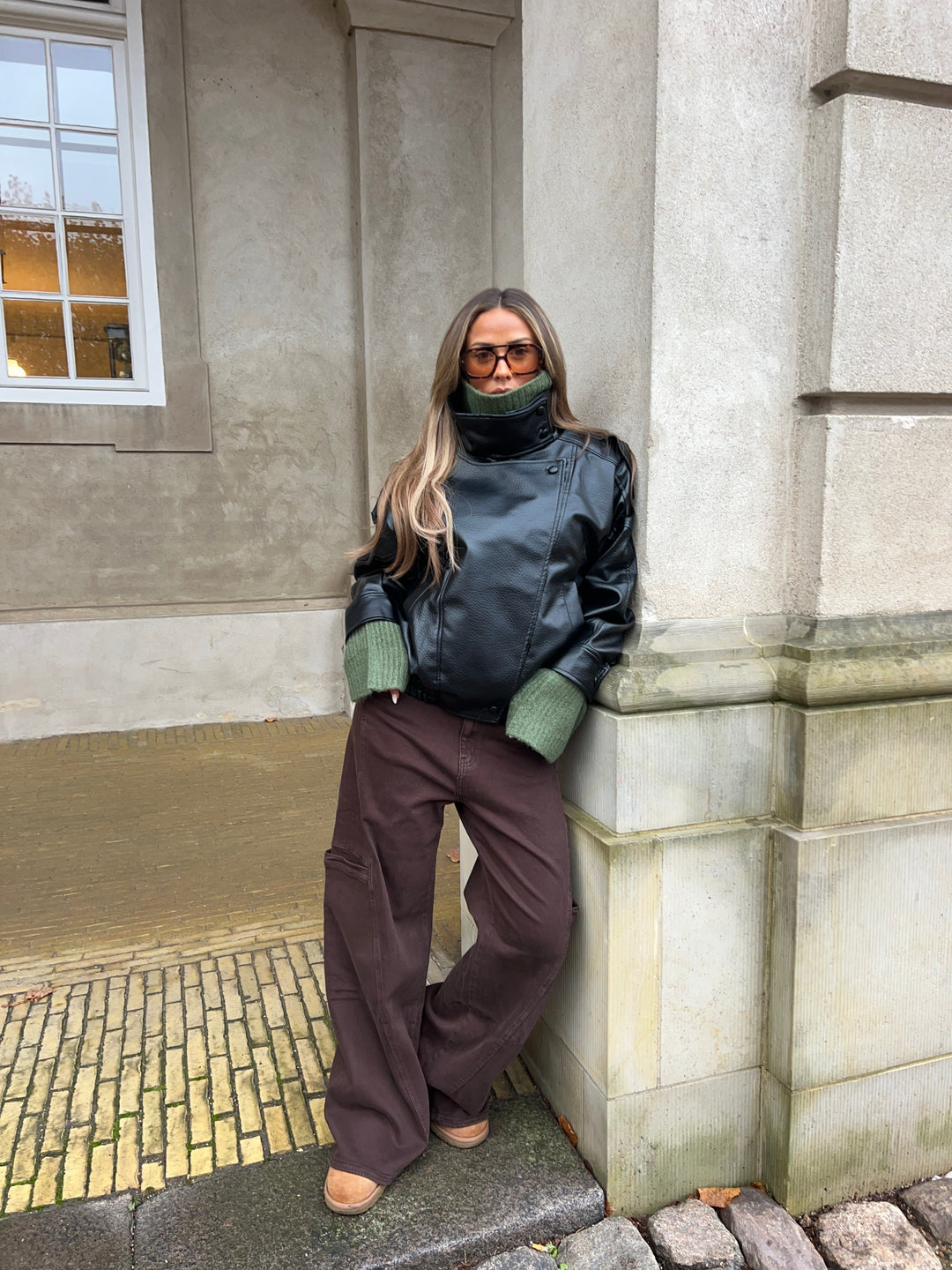 Althea Pocket Jeans - Brown