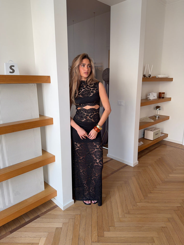 Lydia lace maxi dress - Black