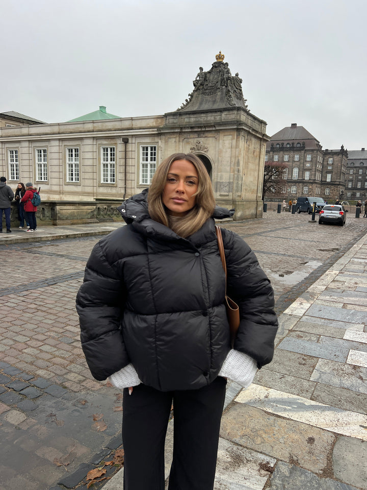 Ellinor Puffer Jacket - Black