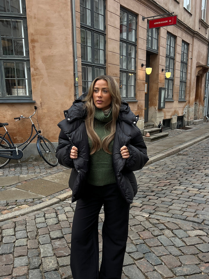 Ellinor Puffer Jacket - Black