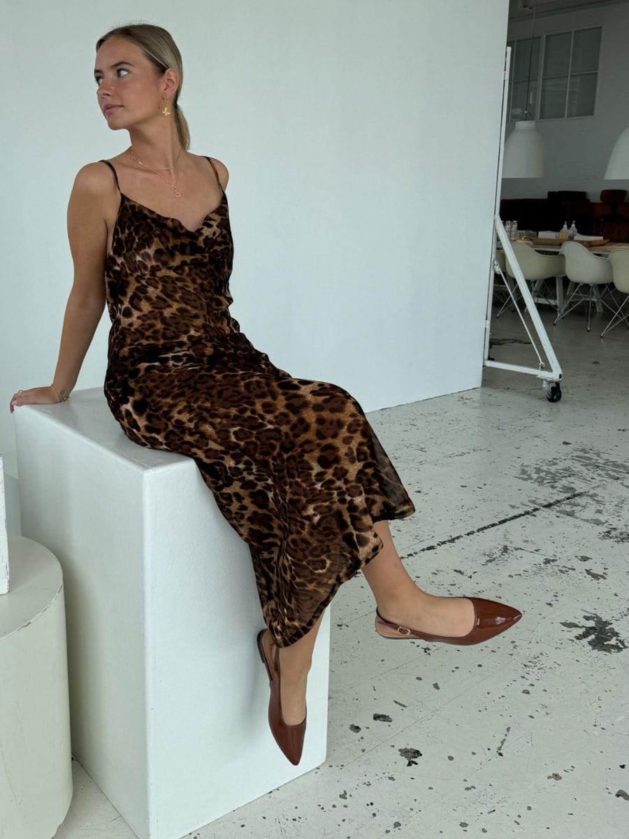 Olivia Ballerina Brown